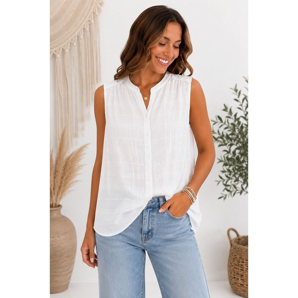 Land n Sea White Cotton Gauze Sleeveless Button Front Top Medium Coastal